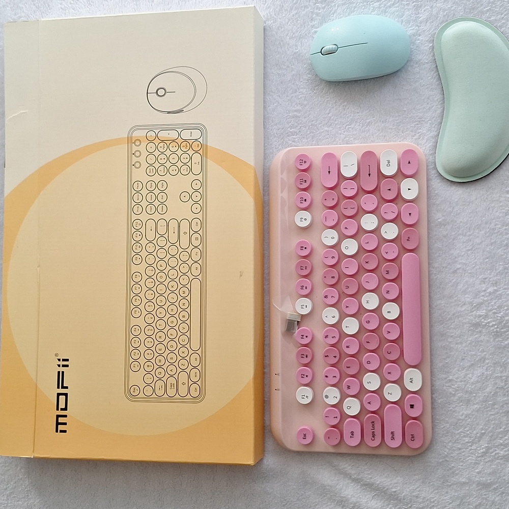 MOFII Wireless Keyboard and Wireless Seenda Mouse